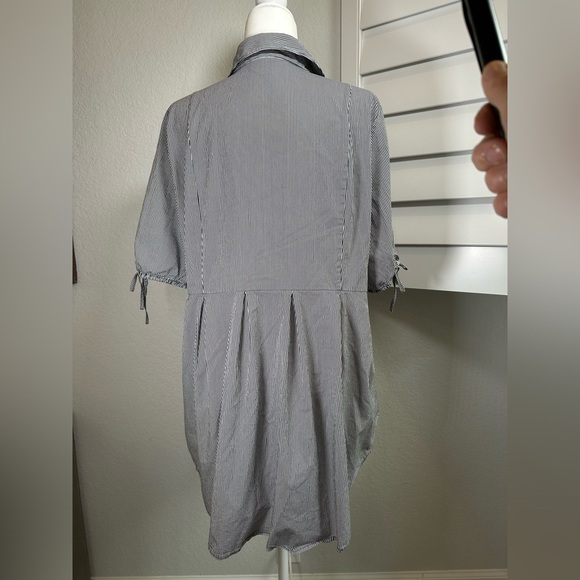 Lane Bryant pinnstripe top Size 18 - Picture 6 of 7